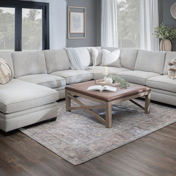 Sectional Sofa with Chaise